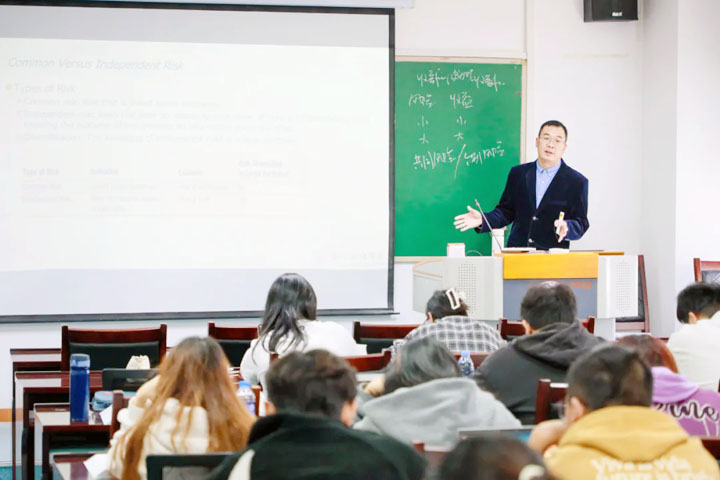 立信2+2国际本科